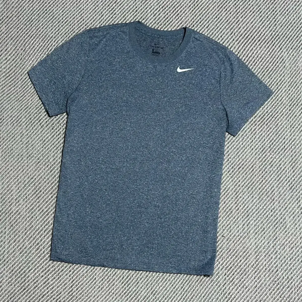 [ M ] Nike 나이키 스우시 기능성 라운드 반팔티